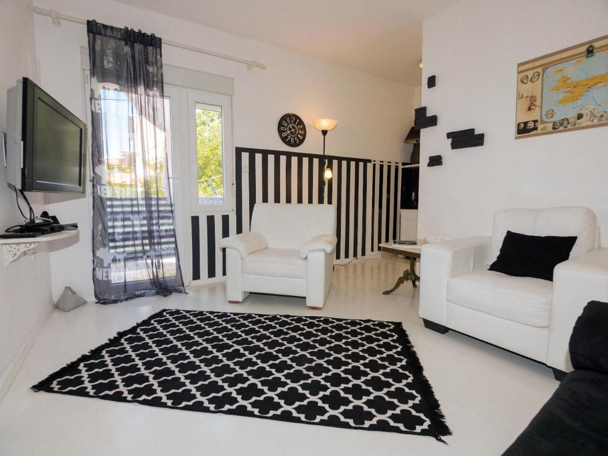 Apartment Eneja Rab Town Exterior foto